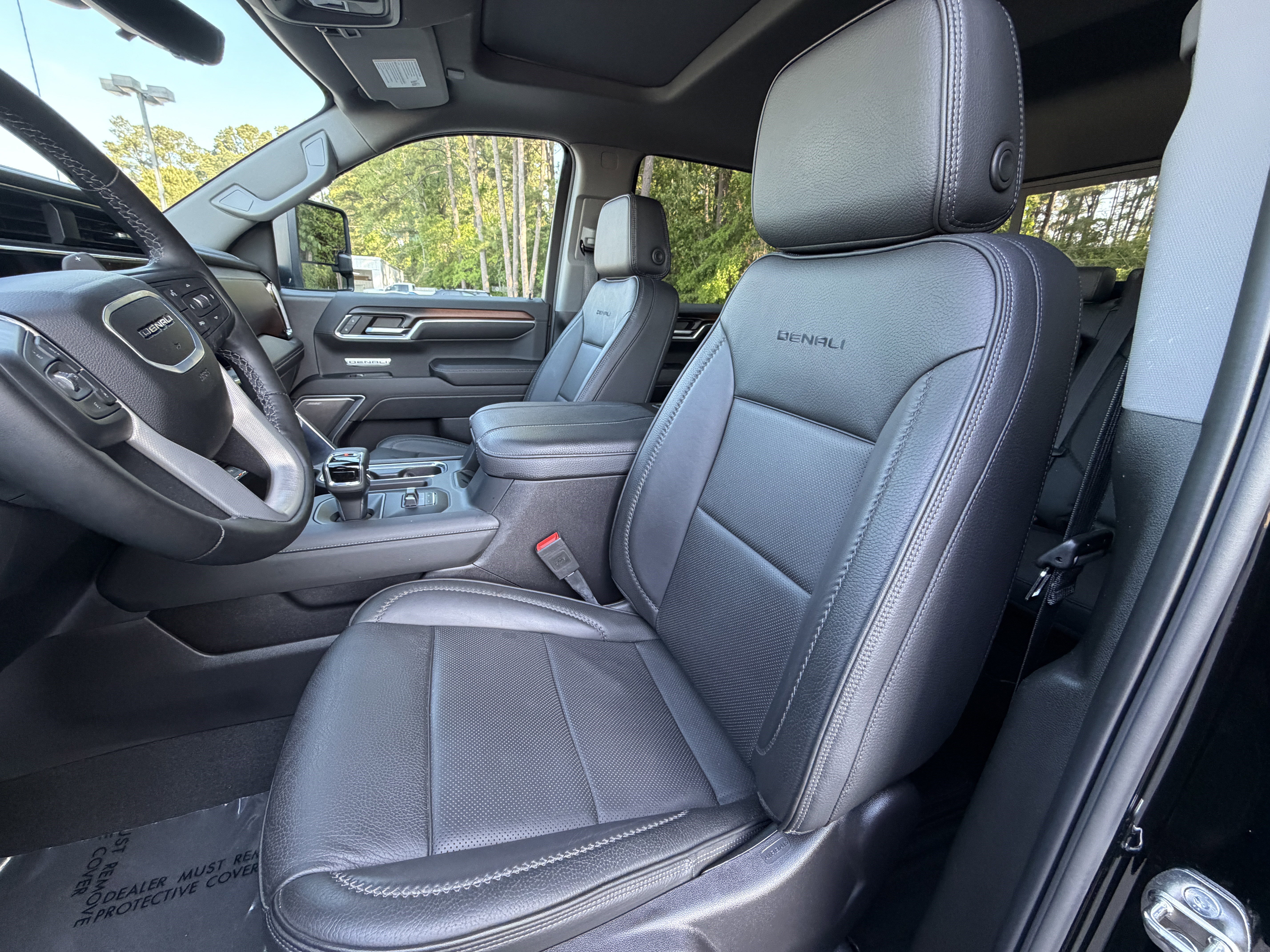 Used 2024 GMC Sierra 1500 Denali w/ Denali Reserve Package AWD/4WD image 18