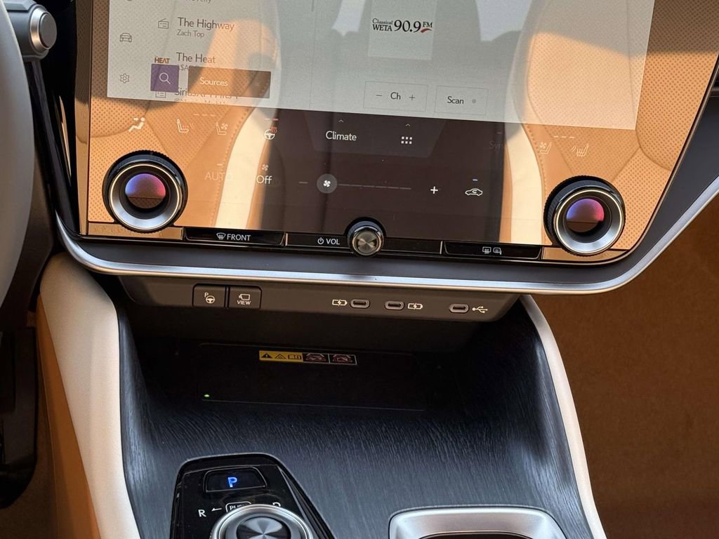 New 2026 Lexus RZ 450e Premium image 14