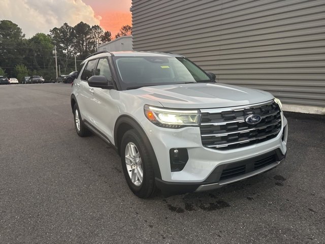 New 2025 Ford Explorer Active w/ Active Comfort Package