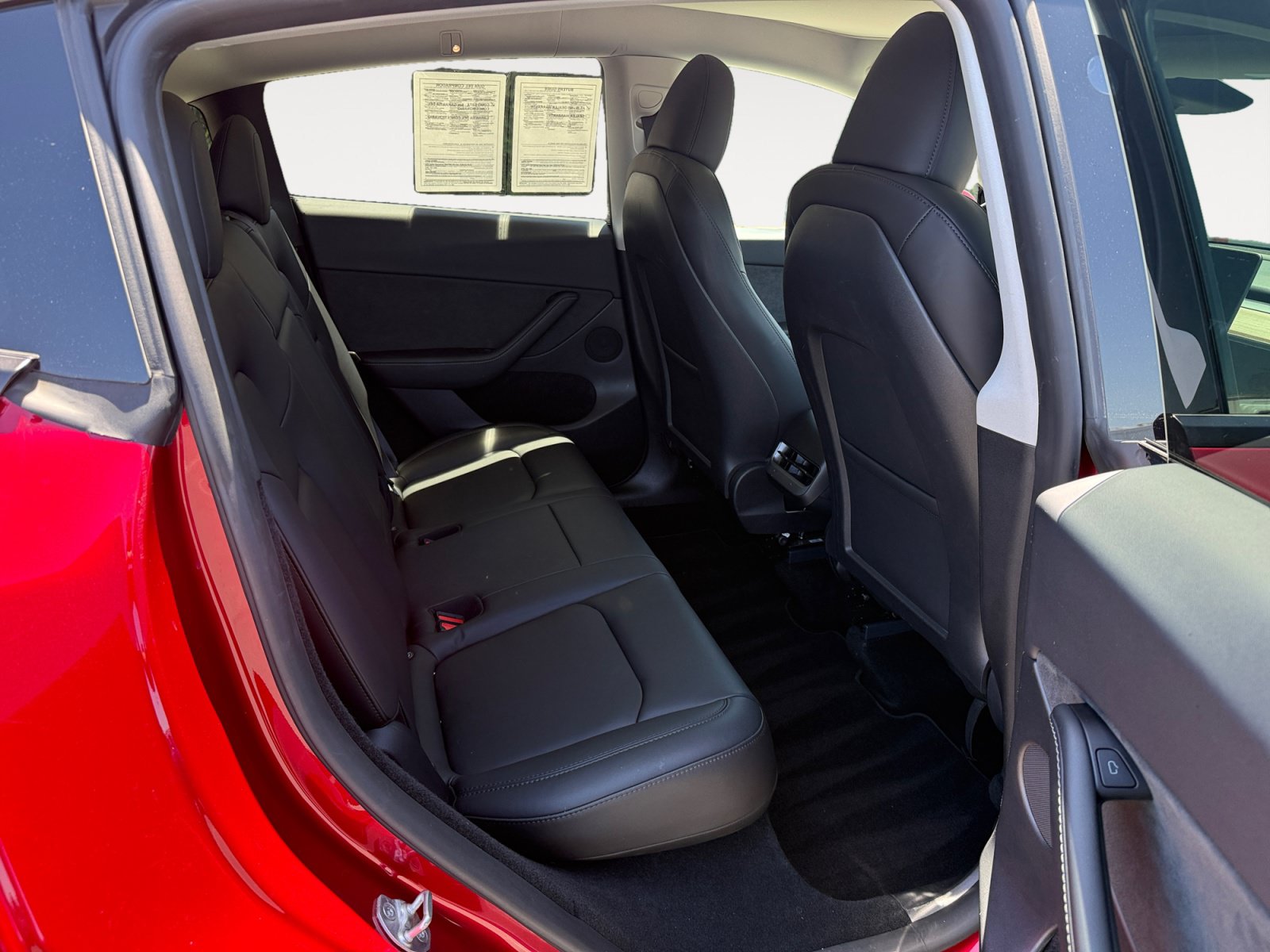 Used 2024 Tesla Model Y Long Range AWD/4WD image 18