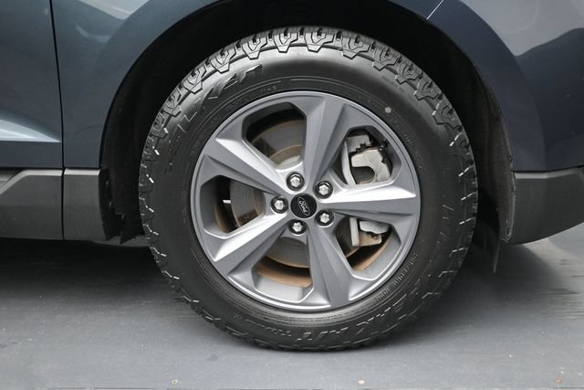 Certified 2022 Ford Edge SEL w/ Sport Appearance Package AWD/4WD image 35