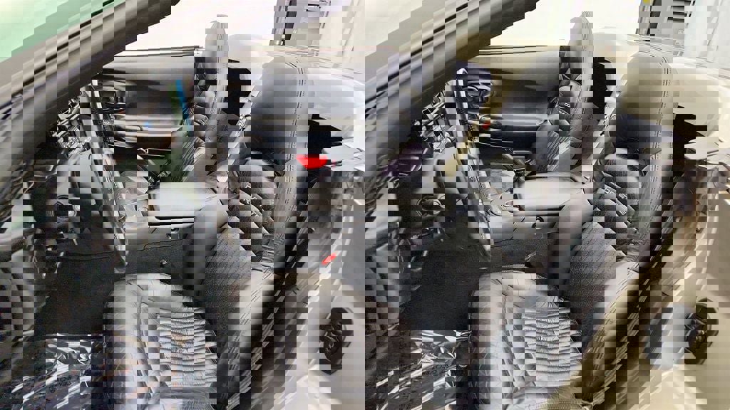 Used 2000 Chevrolet Corvette Convertible w/ Memory Pkg RWD image 19