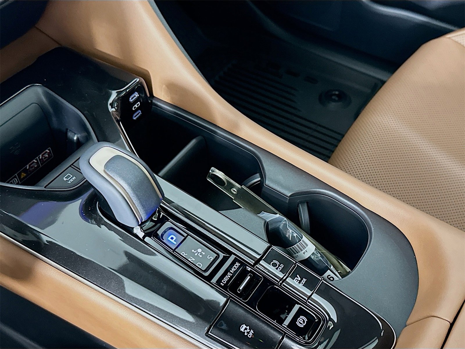 New 2026 Toyota Crown Signia image 17