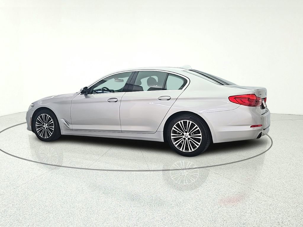 Used 2019 BMW 530i xDrive w/ Convenience Package AWD/4WD image 5