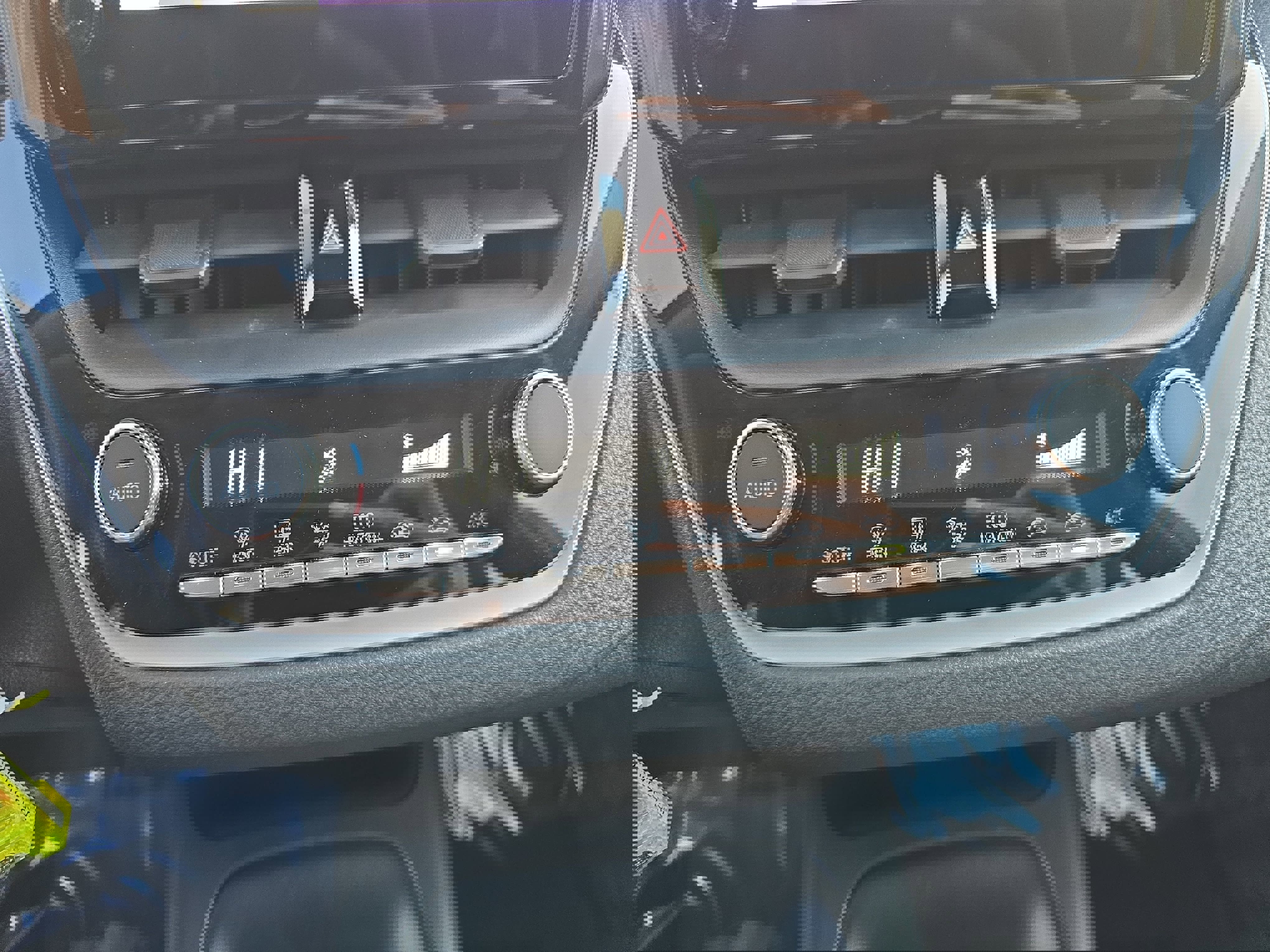 Used 2024 Toyota Corolla LE image 24