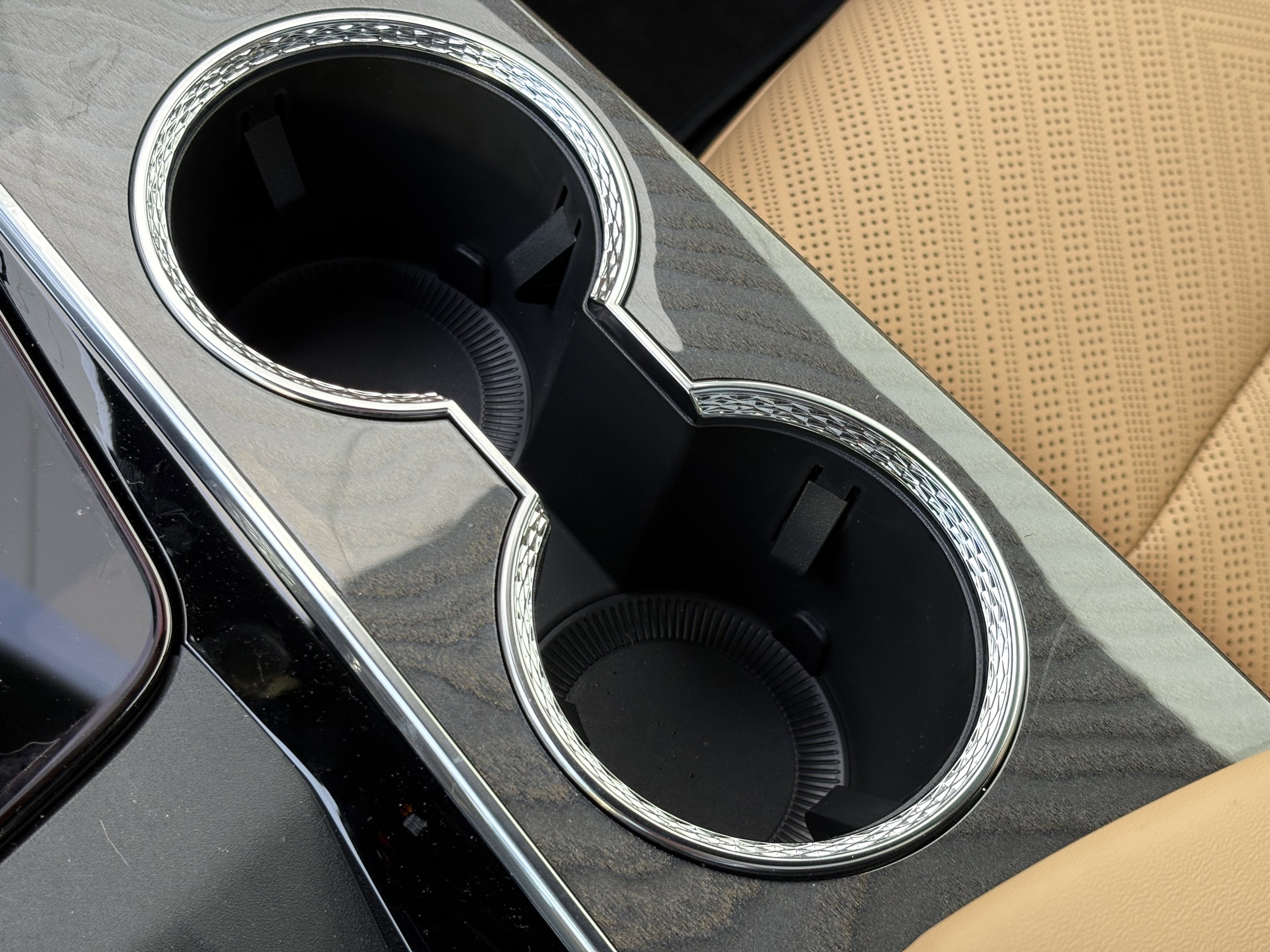 New 2026 Cadillac Escalade IQ Sport 2 image 32