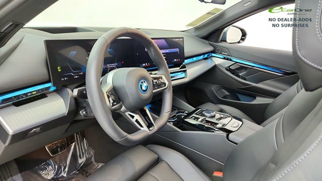 Used 2026 BMW i5 eDrive40 image 19