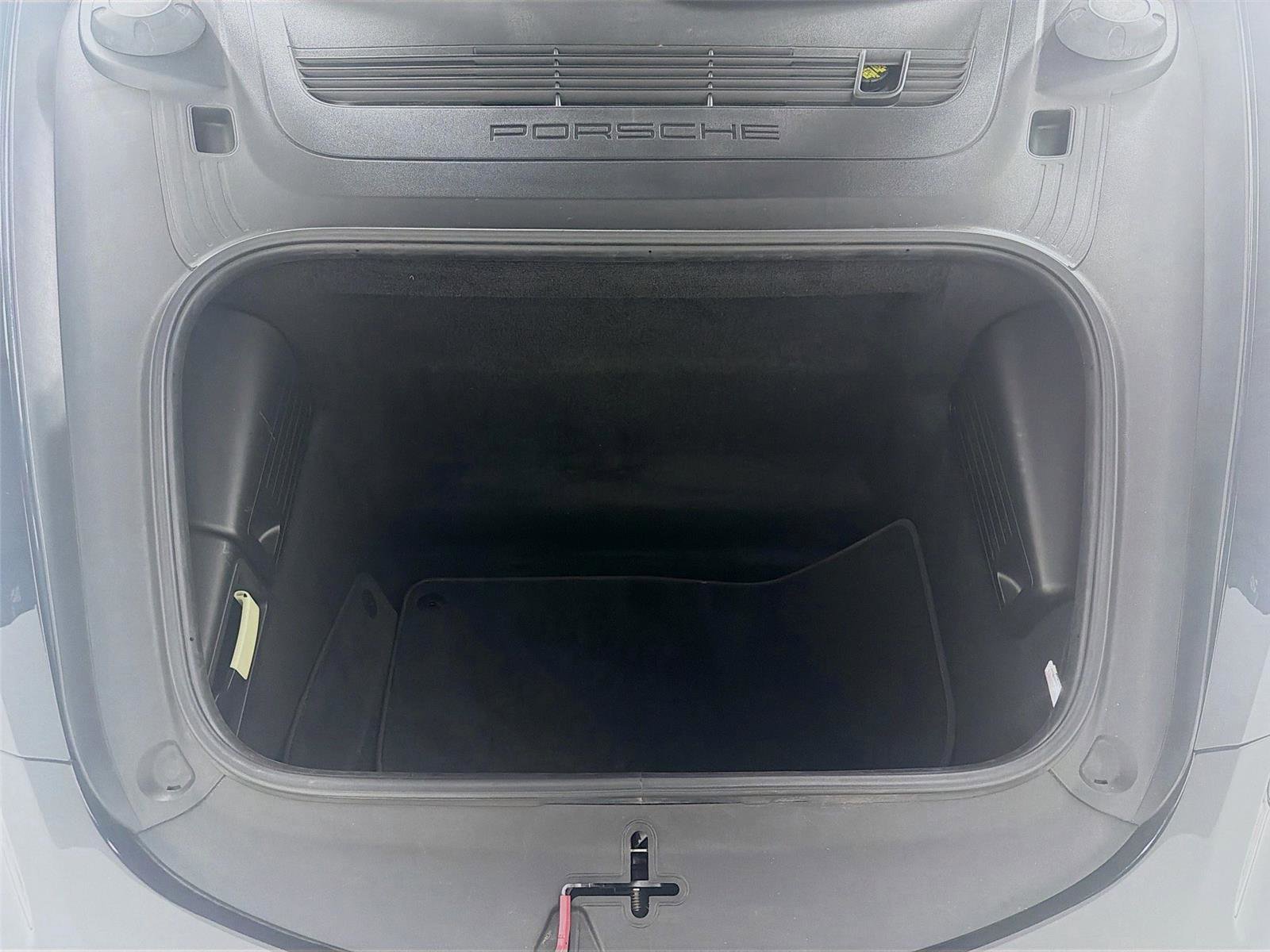 Certified 2021 Porsche 718 Boxster image 33