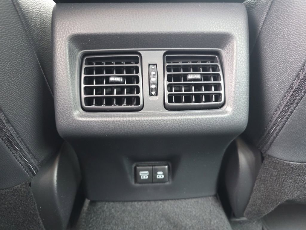 Used 2026 Toyota Camry SE image 20