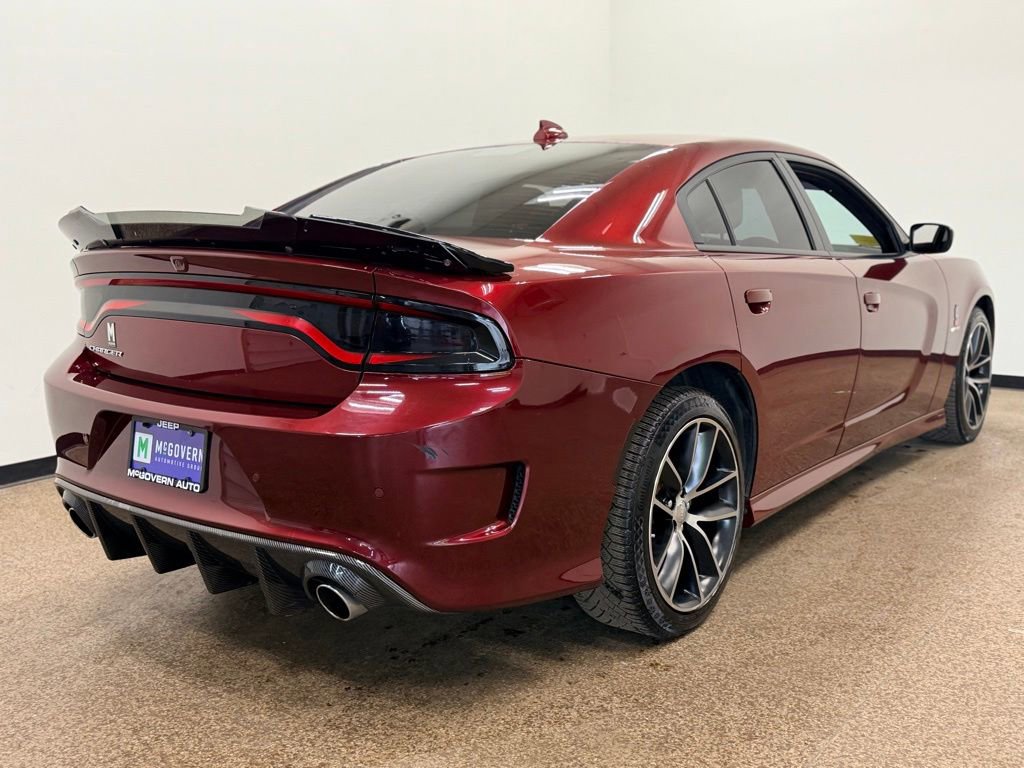 Used 2018 Dodge Charger R/T w/ Plus Group RWD image 6