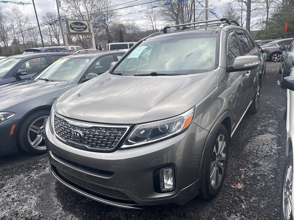 Used 2014 Kia Sorento SX image 2