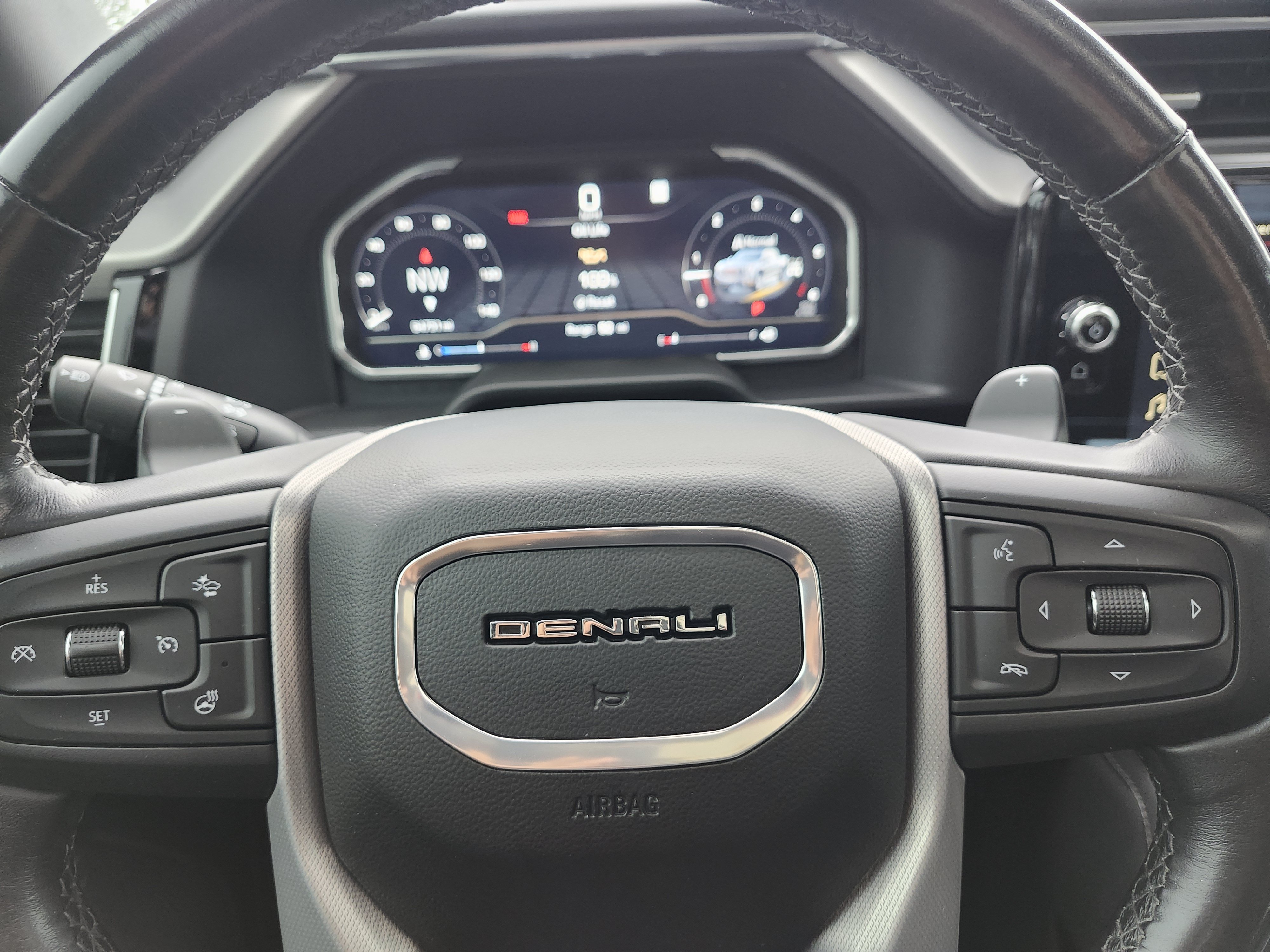 Used 2022 GMC Sierra 1500 Denali AWD/4WD image 31