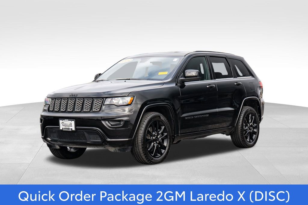 Used 2022 Jeep Grand Cherokee Laredo X image 3