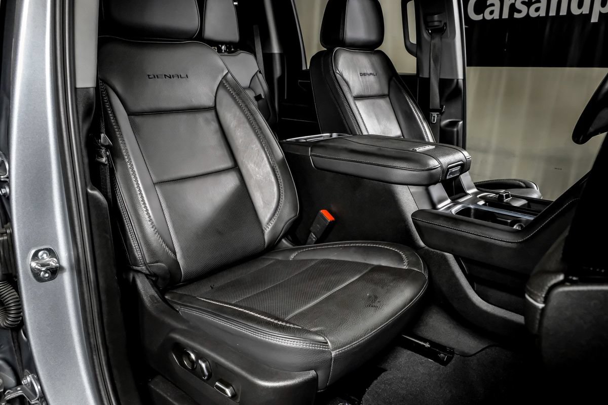 Used 2025 GMC Sierra 3500 Denali w/ Denali Reserve Package AWD/4WD image 32