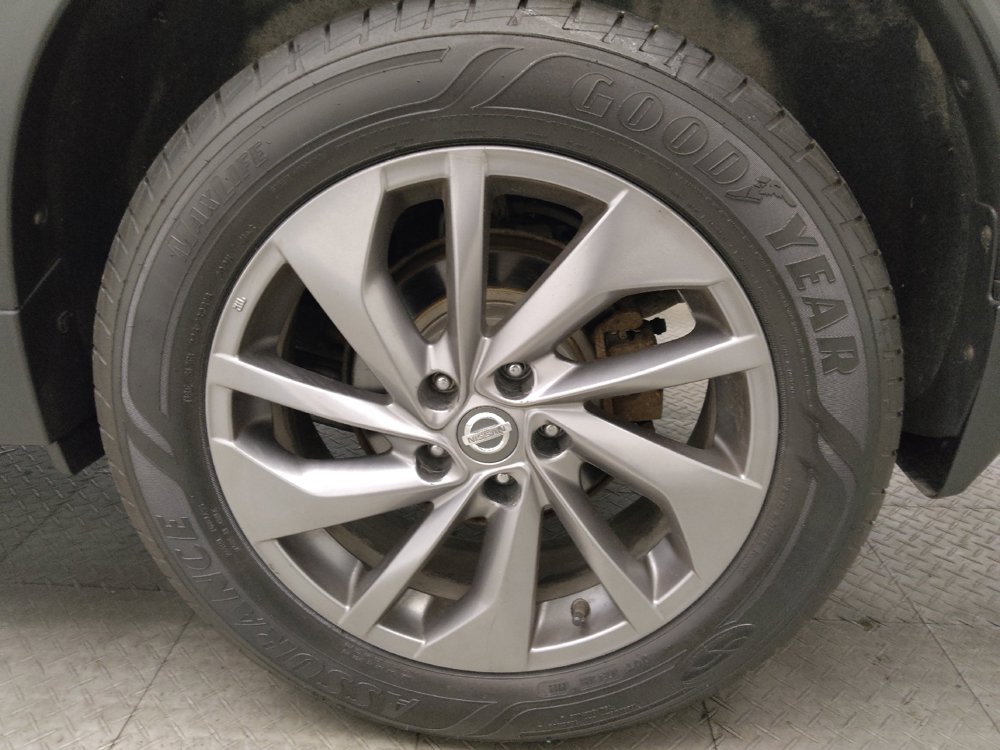 Used 2016 Nissan Rogue SL AWD/4WD image 31