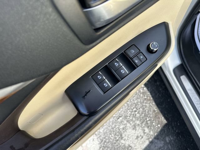 Used 2019 Toyota Highlander Limited Platinum image 18