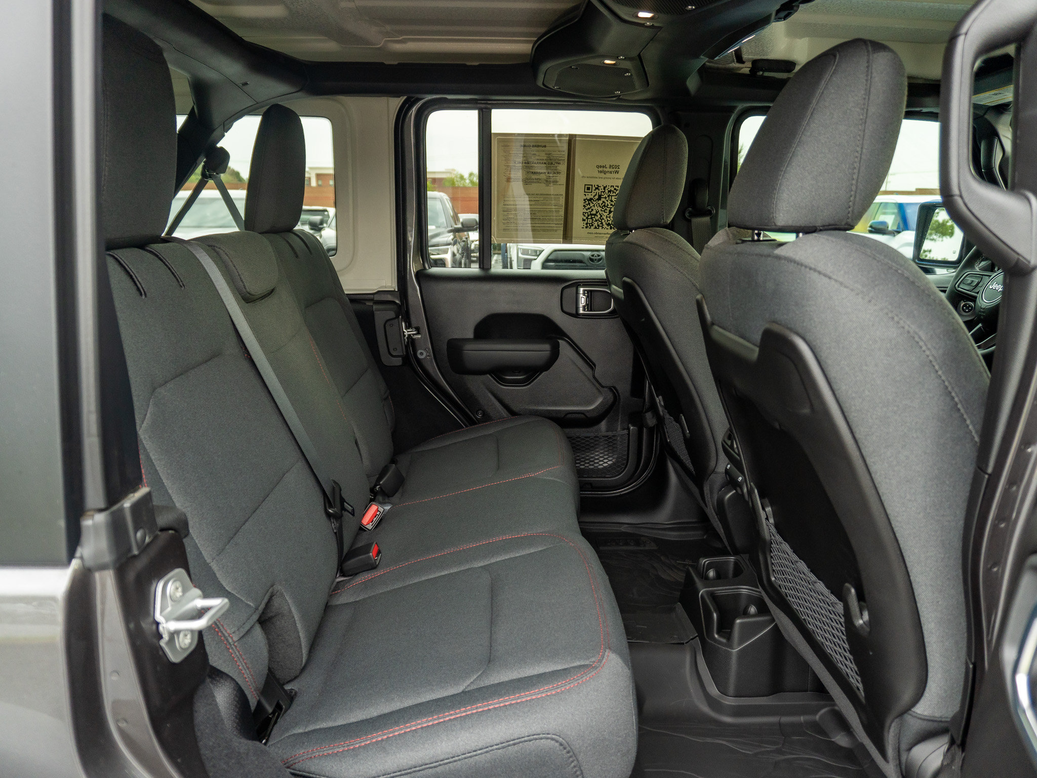 Used 2026 Jeep Wrangler Unlimited Rubicon AWD/4WD image 17