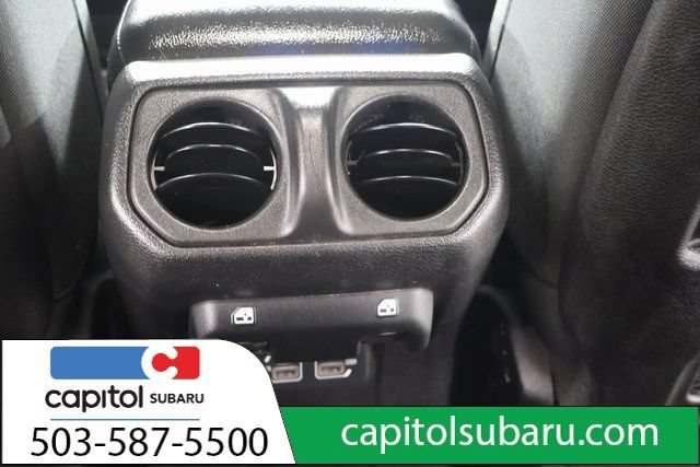 Used 2022 Jeep Wrangler Unlimited Rubicon 4xe w/ Cold Weather Group AWD/4WD image 31