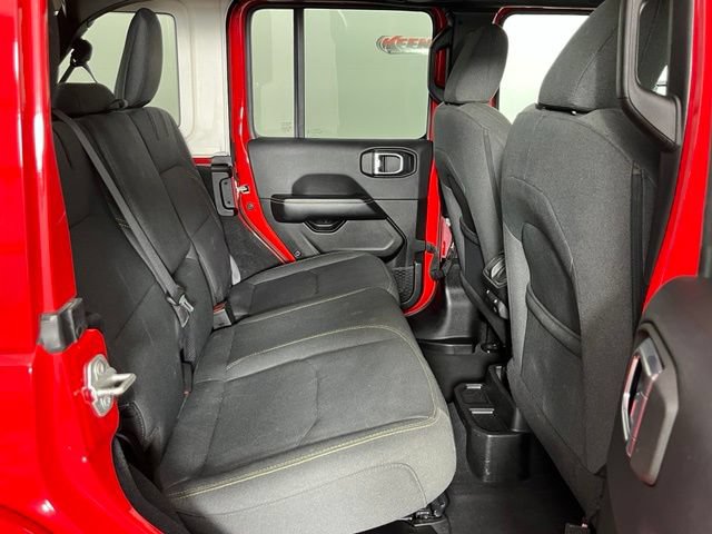 Used 2024 Jeep Wrangler Unlimited Sahara AWD/4WD image 28