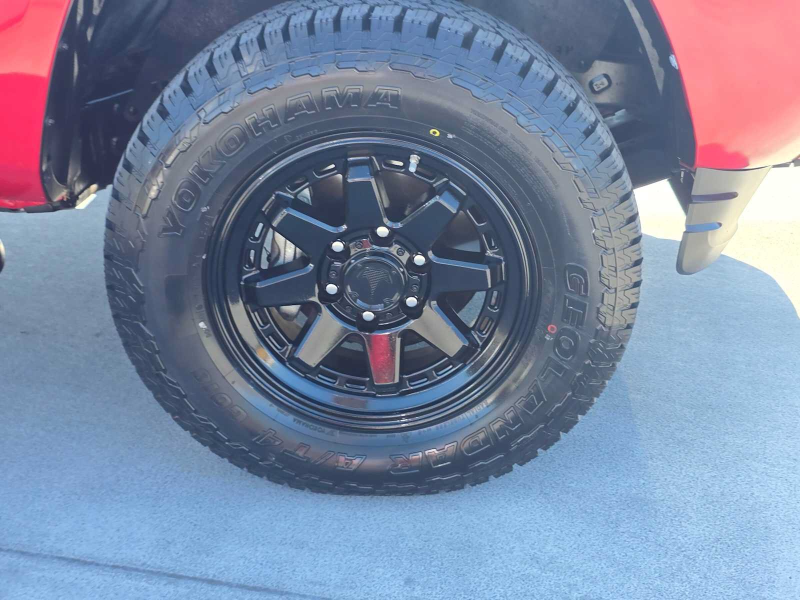 Certified 2023 Toyota Tacoma SR AWD/4WD image 9