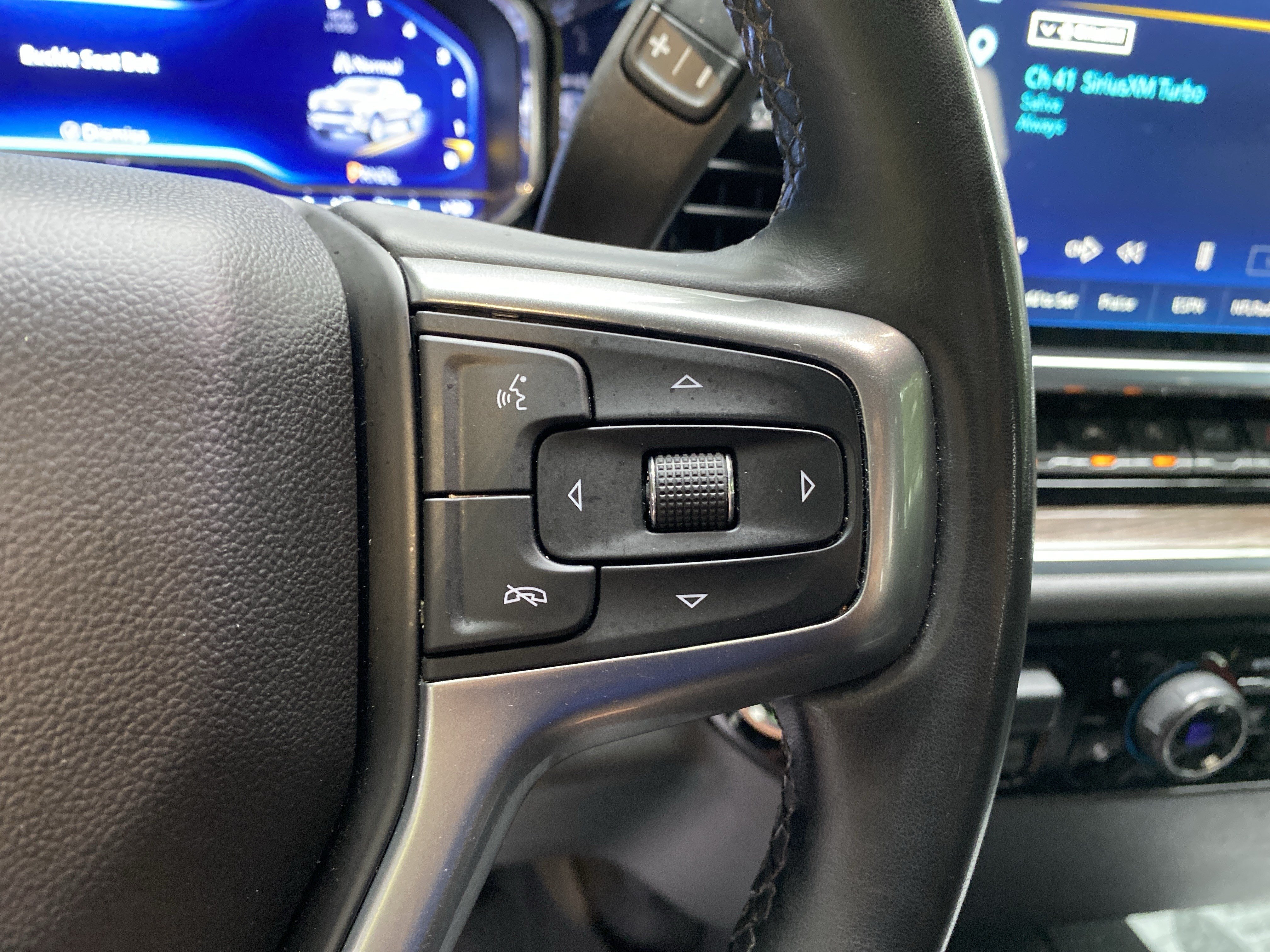 Used 2024 Chevrolet Silverado 1500 LT w/ Convenience Package II RWD image 21