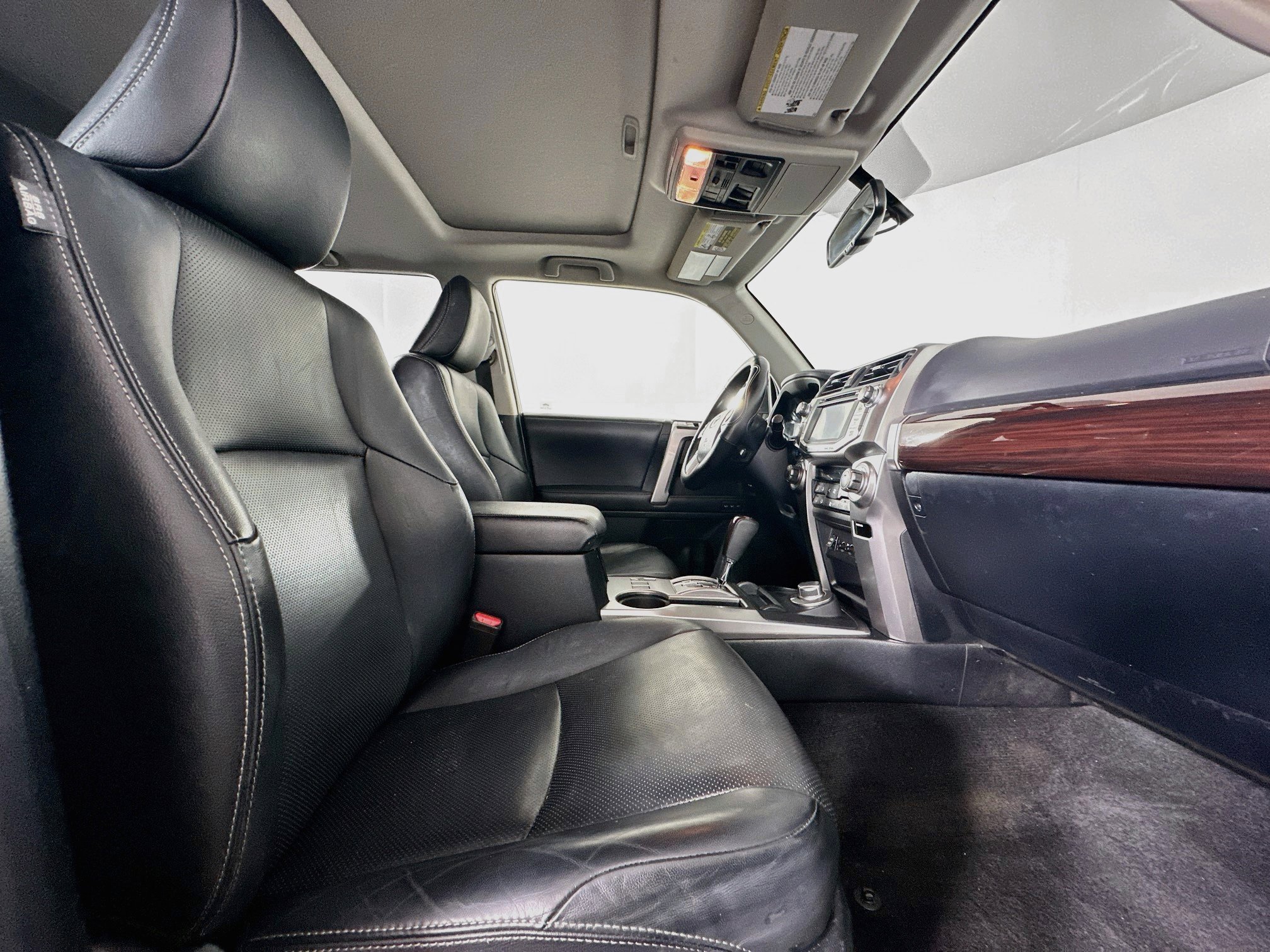 Used 2019 Toyota 4Runner Limited AWD/4WD image 33
