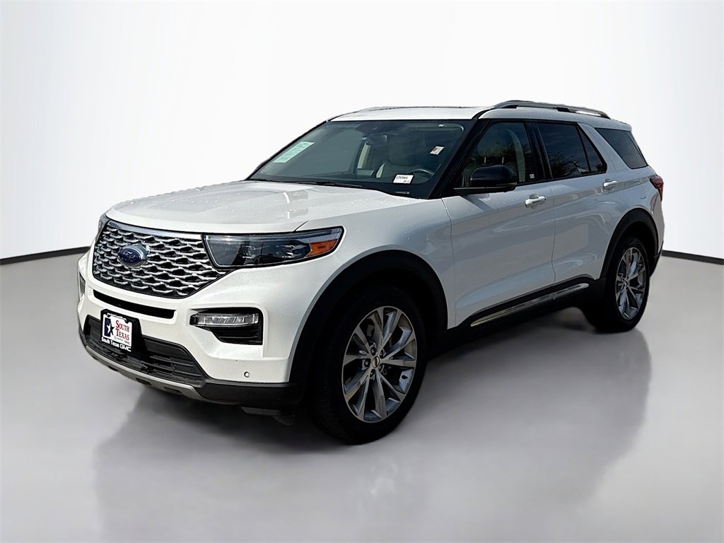 Used 2023 Ford Explorer Platinum w/ Technology Package image 3