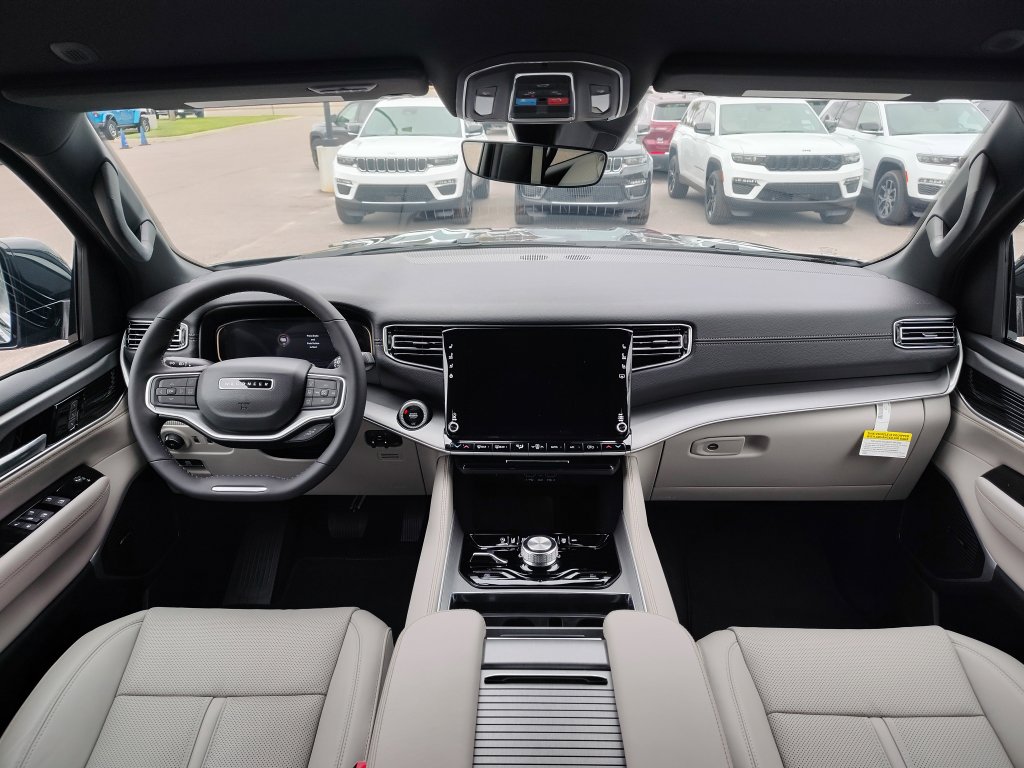 New 2025 Jeep Wagoneer Series I w/ HD Trailer Tow Package image 11