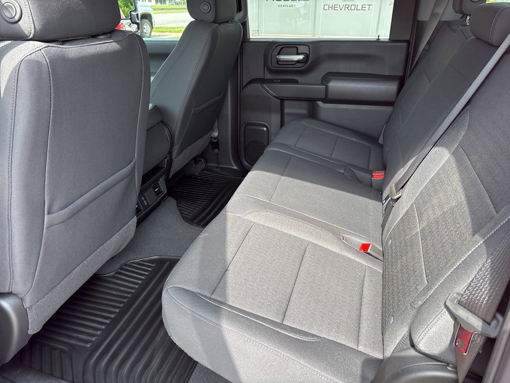 New 2025 Chevrolet Silverado 2500 Custom w/ Custom Value Package image 11