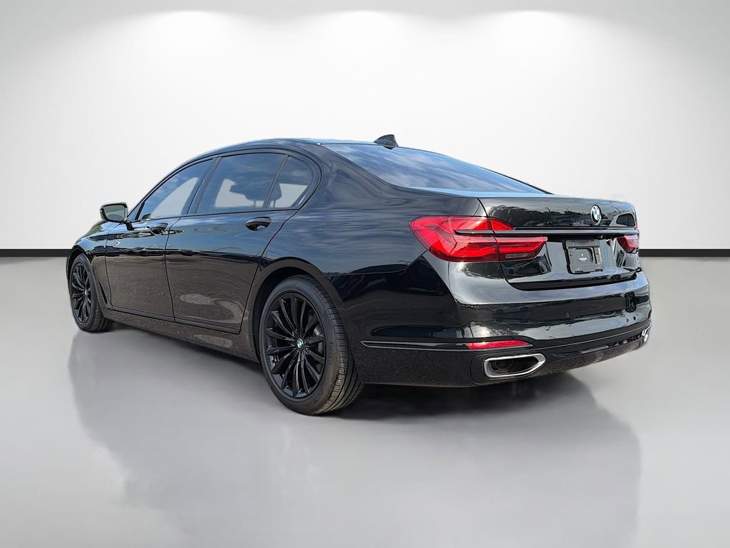 Used 2018 BMW 740i image 5