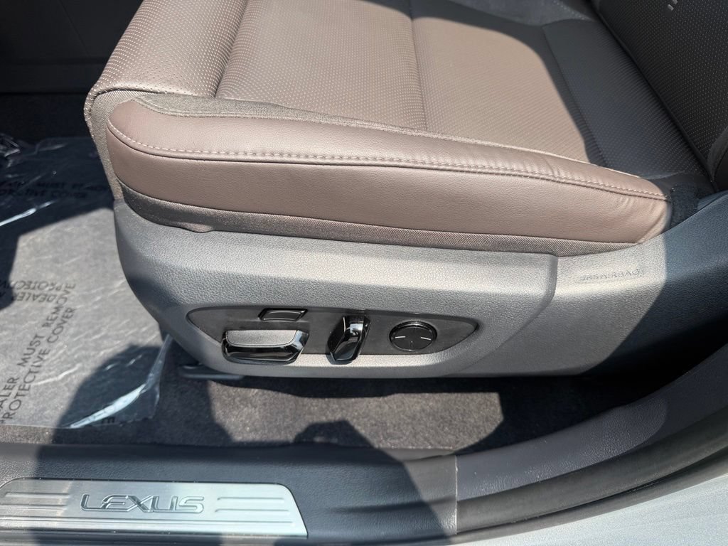 Used 2025 Lexus TX 350 AWD w/ Technology Package image 10