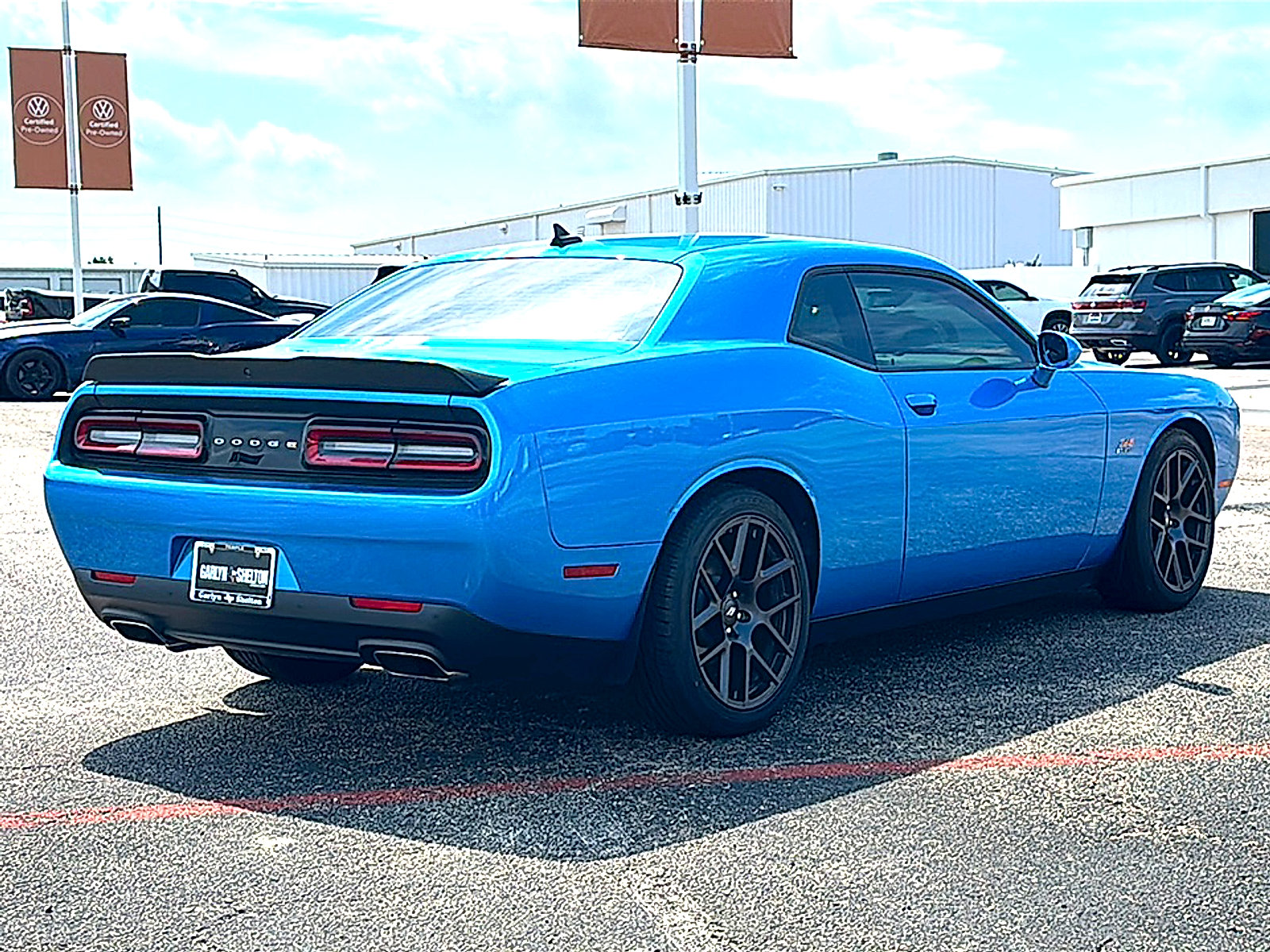 Used 2018 Dodge Challenger R/T Plus RWD image 9