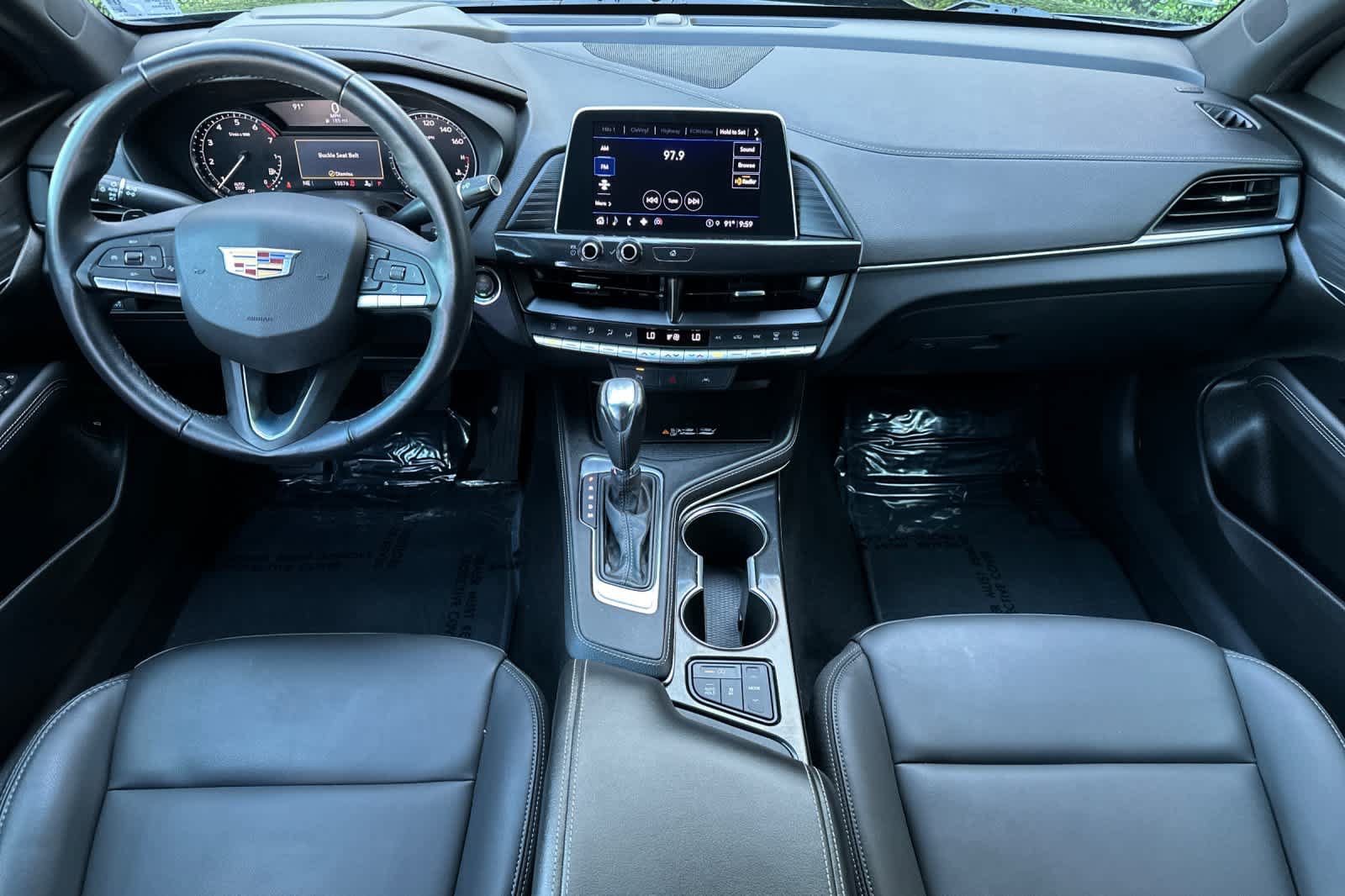 Used 2024 Cadillac CT4 Luxury RWD image 3