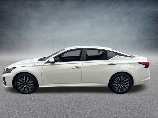 Used 2023 Nissan Altima 2.5 SV image 10