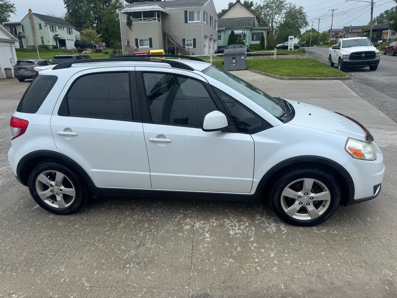 Used 2012 Suzuki SX4 Premium AWD/4WD image 6