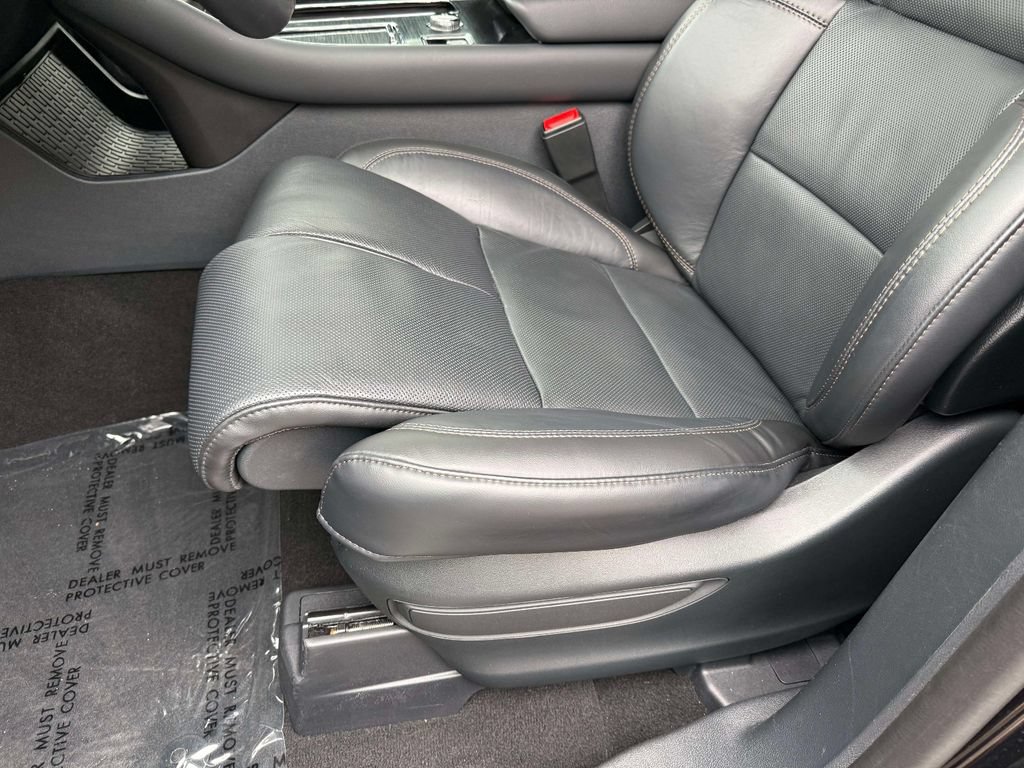 Used 2025 Lincoln Aviator Reserve w/ Luxury Package AWD/4WD image 3