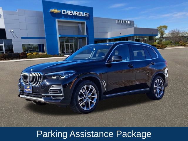 Used 2022 BMW X5 xDrive40i w/ Premium Package image 3