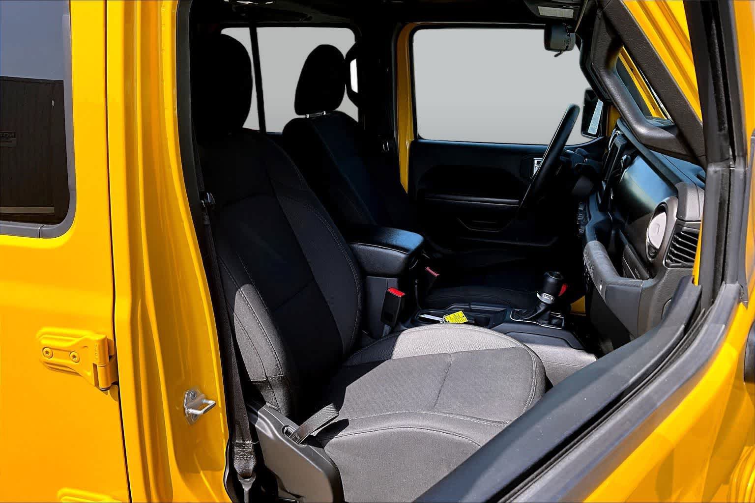 Used 2019 Jeep Wrangler Unlimited Sport S AWD/4WD image 8