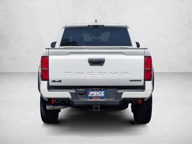 Used 2025 Toyota Tacoma TRD Off-Road image 7