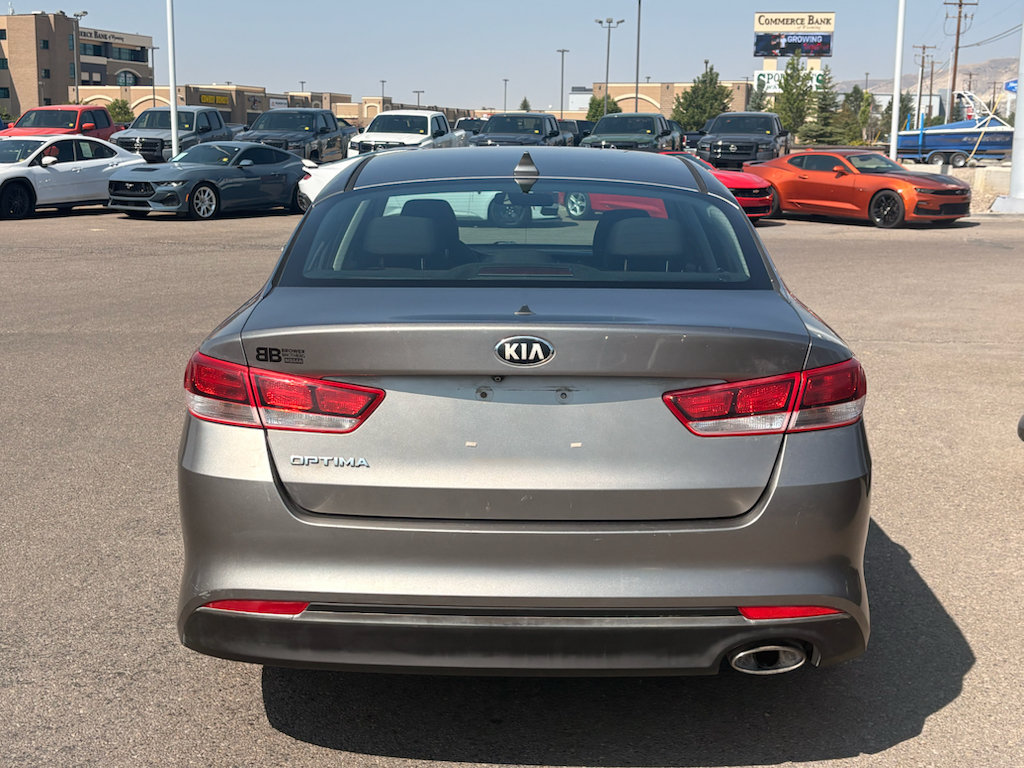 Used 2016 Kia Optima LX w/ Option Group 014 FWD image 4