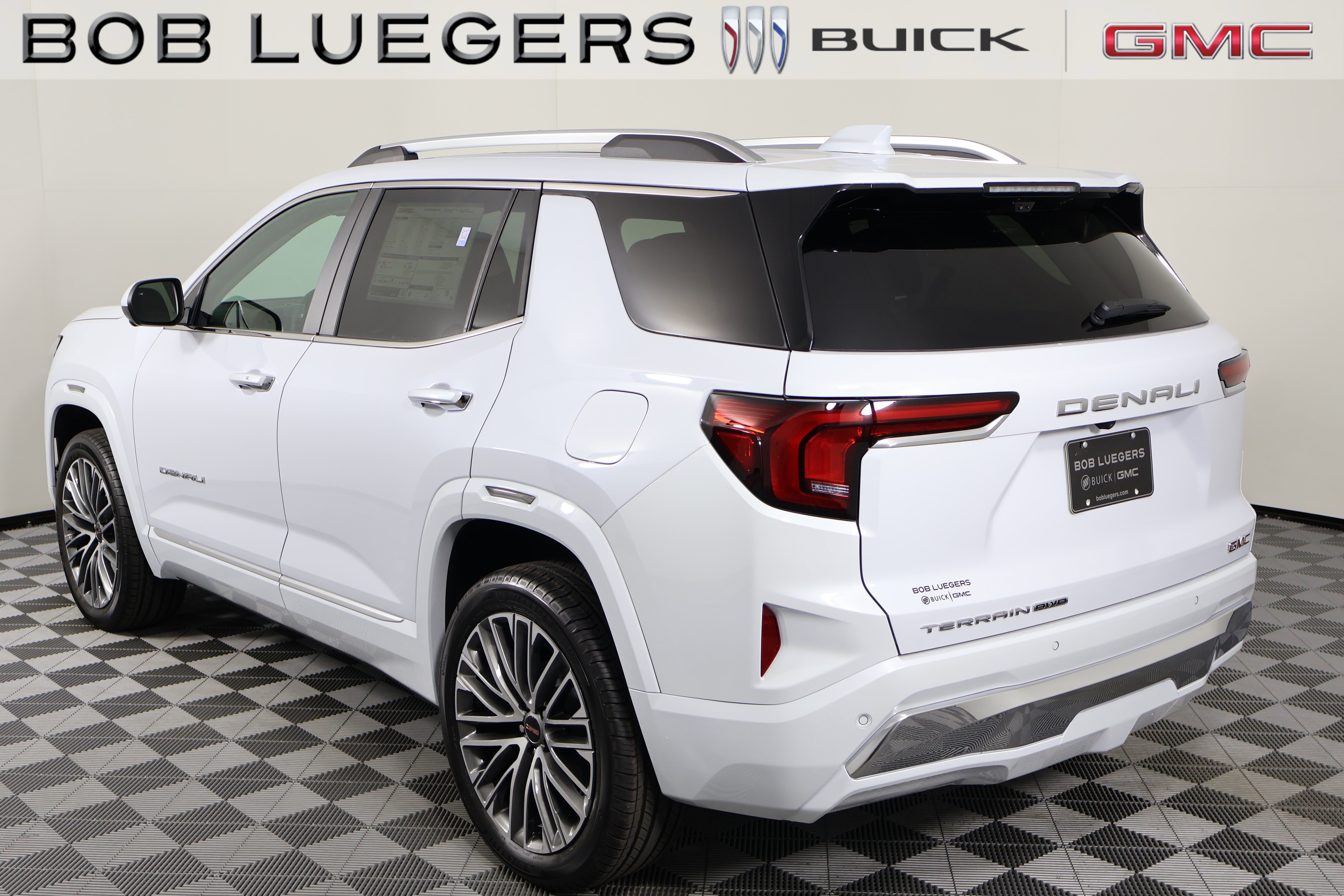 New 2027 GMC Terrain Denali AWD/4WD image 4
