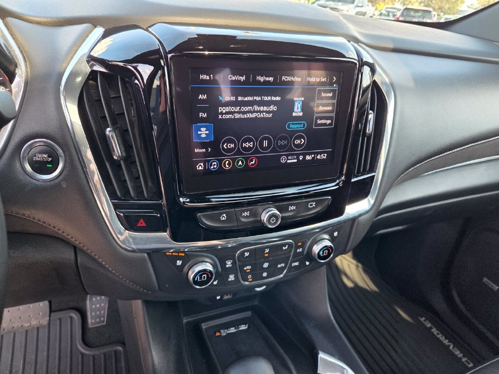 Used 2023 Chevrolet Traverse High Country FWD image 9