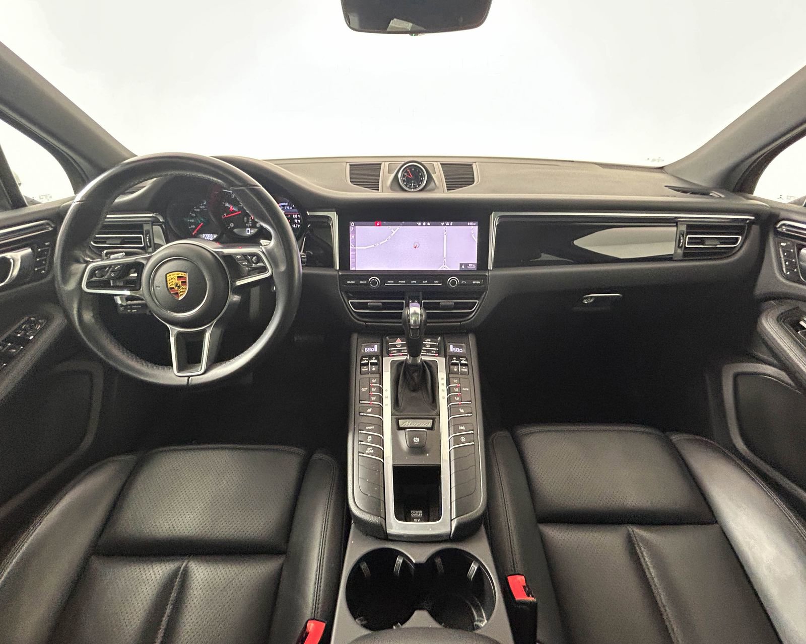 Used 2021 Porsche Macan image 13