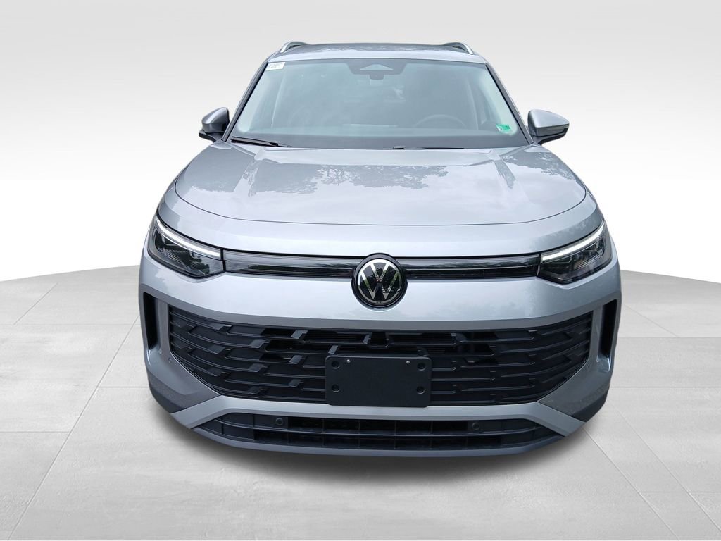 New 2025 Volkswagen Tiguan S image 8