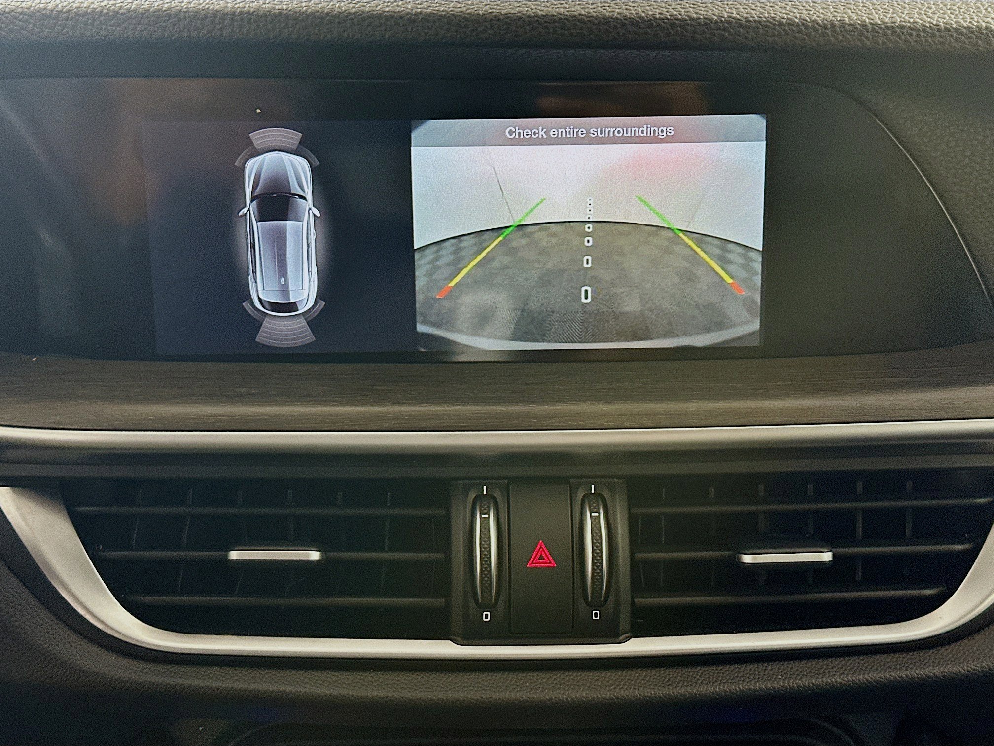 Used 2023 Alfa Romeo Stelvio Ti image 23