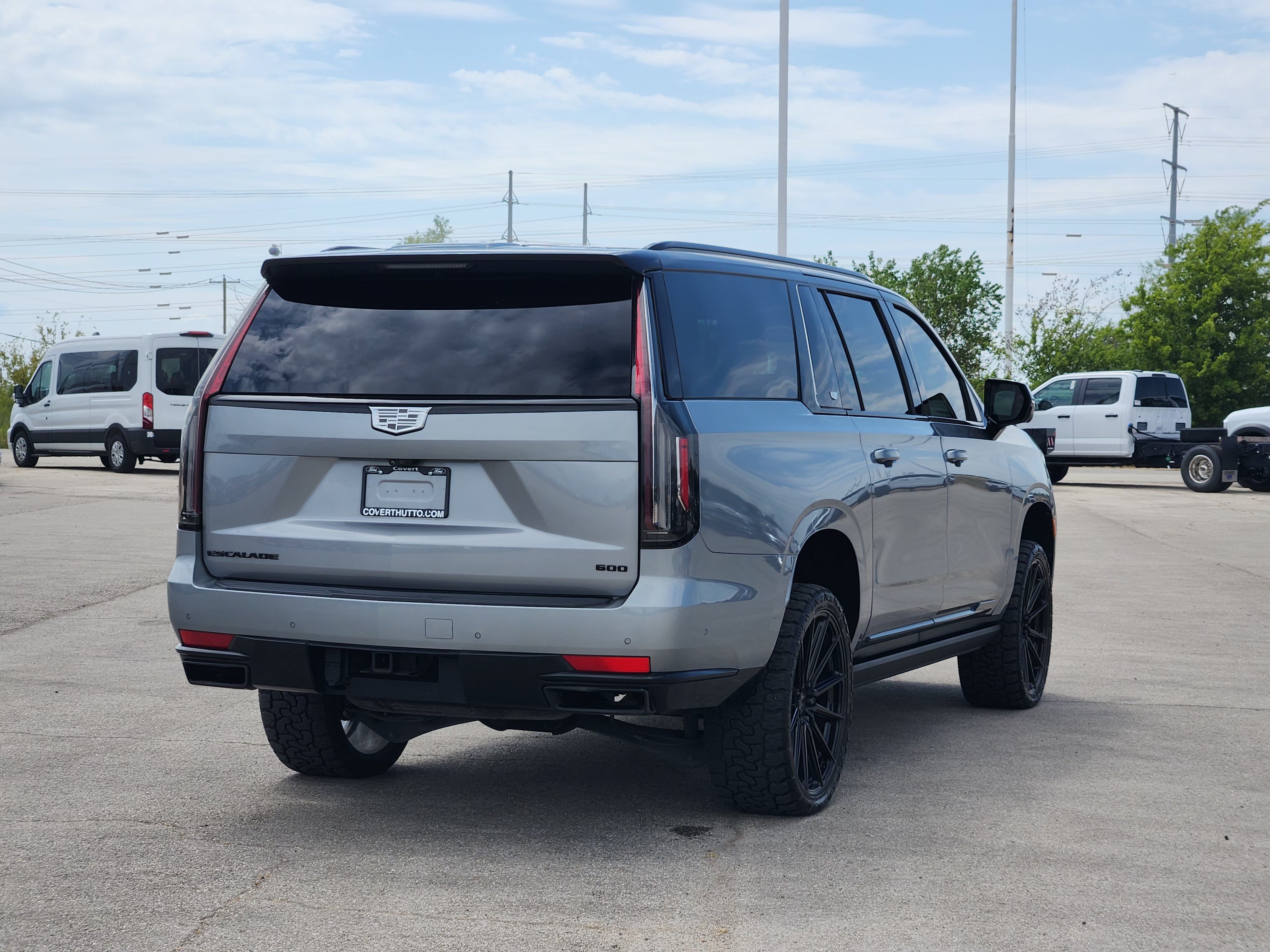 Used 2023 Cadillac Escalade ESV Sport w/ Touring Package AWD/4WD image 7