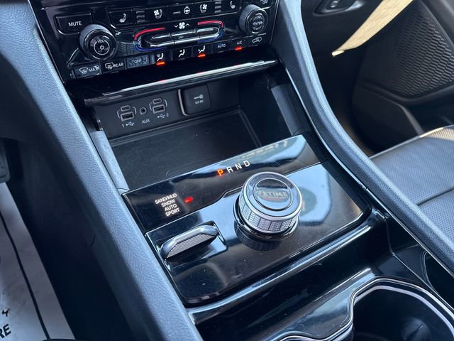 Used 2023 Jeep Grand Cherokee L Limited w/ Luxury Tech Group II image 21