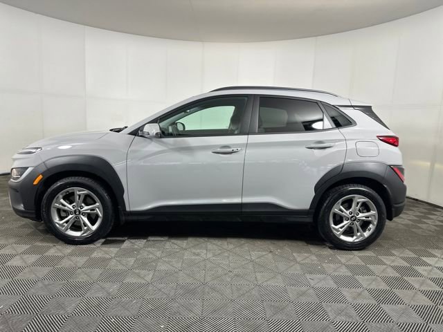 Used 2022 Hyundai Kona SEL image 6