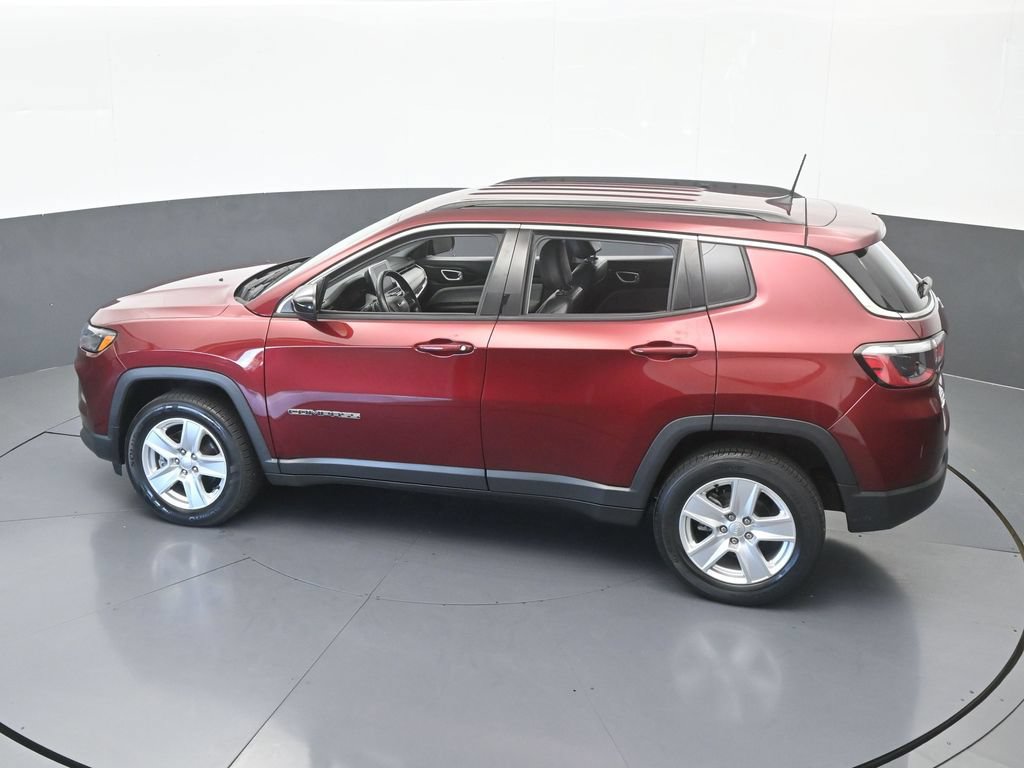 Used 2022 Jeep Compass Latitude AWD/4WD image 42