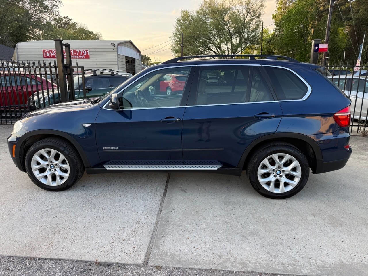 Used 2013 BMW X5 xDrive35d image 9